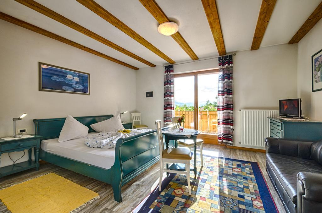 نالّيس Hotel & Residenz Traubenheim الغرفة الصورة
