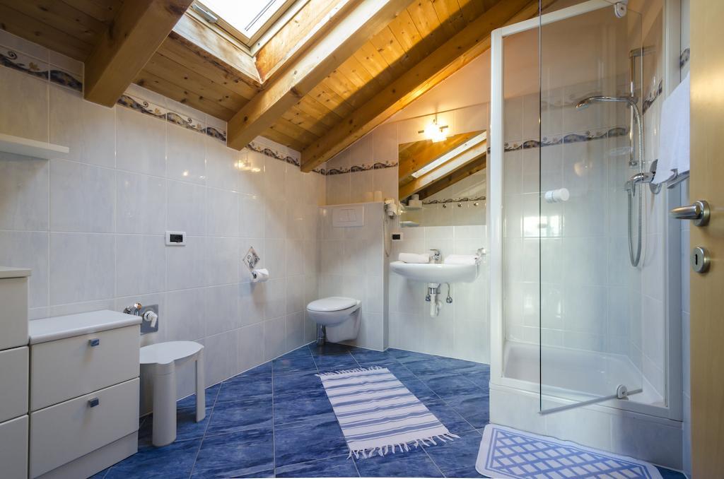 نالّيس Hotel & Residenz Traubenheim الغرفة الصورة
